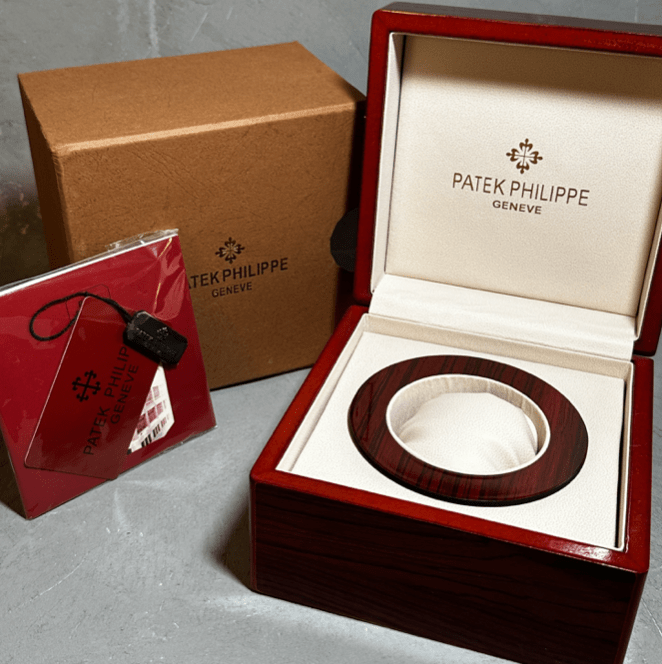 Super Clone Patek Nautilus Rose Gold - Image 3