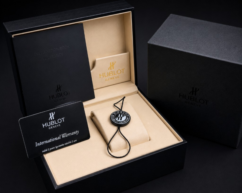 Super Clone Hublot Classic Fusion Black Magic Black Dial Rubber Strap — side profile