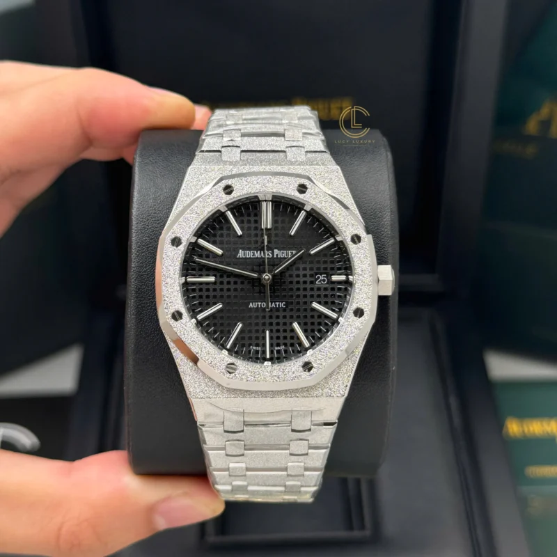Super Clone Audemars Piguet Royal Oak Frosted Gold 41mm Black Dial Steel — dial close-up