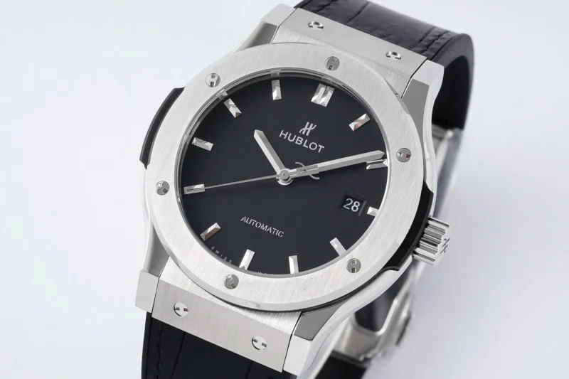 Super Clone Hublot Classic Fusion 542.NX.1171.LR 42mm Black Dial — case and bezel