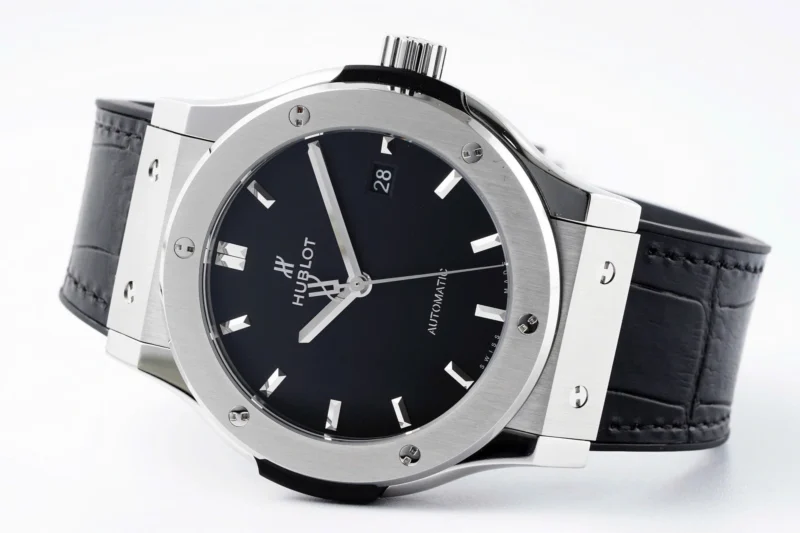 Super Clone Hublot Classic Fusion 542.NX.1171.LR 42mm Black Dial — bracelet detail