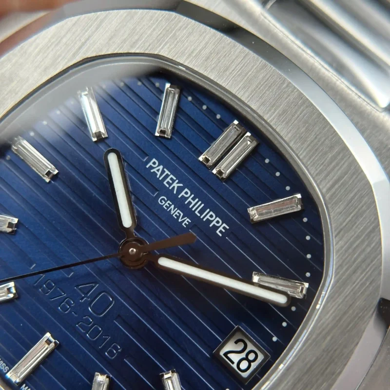 Super Clone Patek Philippe Nautilus 40mm Steel Bracelet Steel — side profile