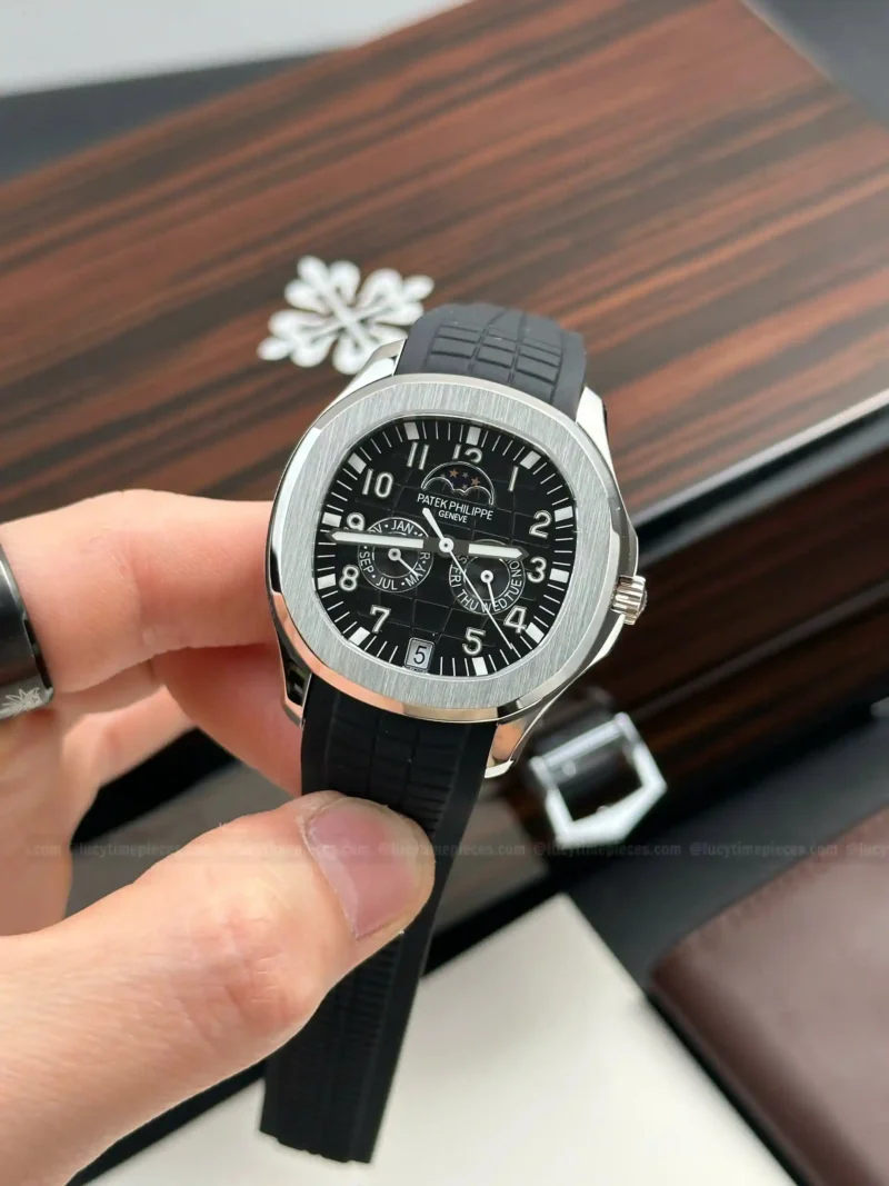 Super Clone Patek Philippe Aquanaut 5261A Moonphase Black 40mm — side profile