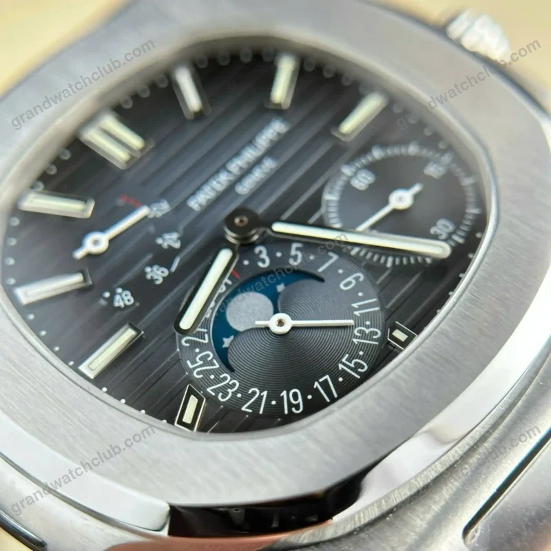 Super Clone Patek Philippe Nautilus 5712/1A – 001 Blue Dial V3 — clasp and links