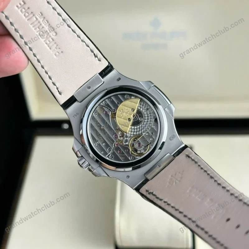Super Clone Patek Philippe Nautilus 5712/1A – 001 Blue Dial V3 — movement / caseback view