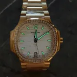 Super Clone Patek Philippe Nautilus 7118/1R-011 32.5mm Biele ciferník ružové zlato