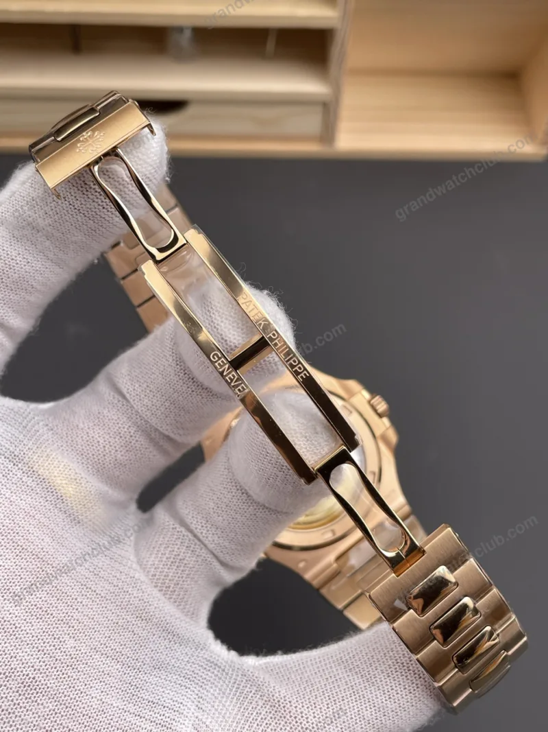 Super Clone Patek Philippe Nautilus 5711/1R-001 40mm Gray Dial Rose Gold V3 Update