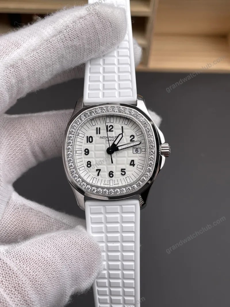 Super Clone Patek Philippe Aquanaut 5067A-025 35.6mm White Dial Diamond Bezel Moissanite Steel CustomizeVersion