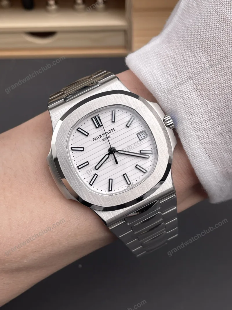 Super Clone Patek Philippe Nautilus 5711A White 40mm
