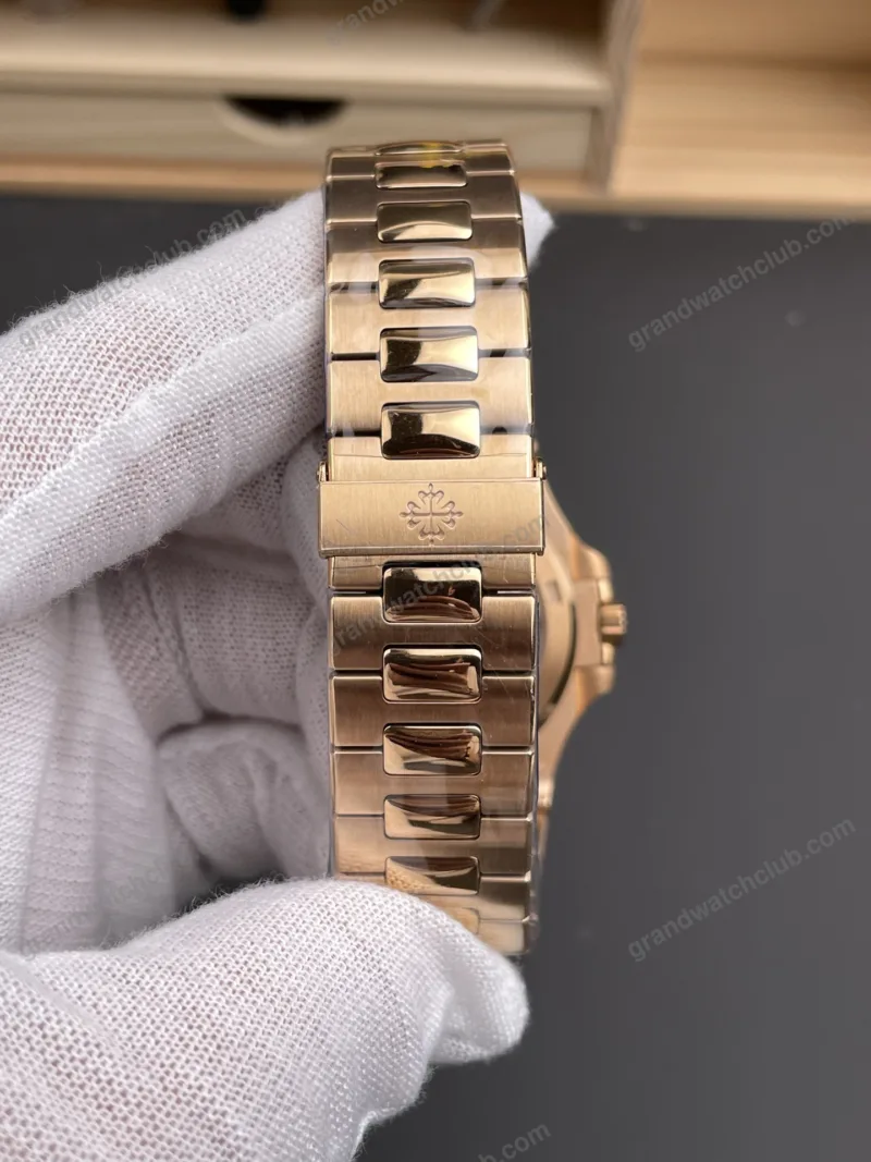 Super Clone Patek Philippe Nautilus 5711/1R-001 40mm שוקולד דיאל רוז זהב V3 Update