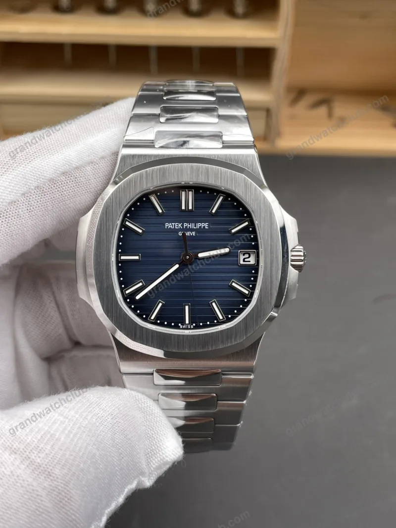 Super Clone Patek Philippe Nautilus 5811/1G-001 40mm “MODIFY” Modri klic Steel – švicarski SuperClone