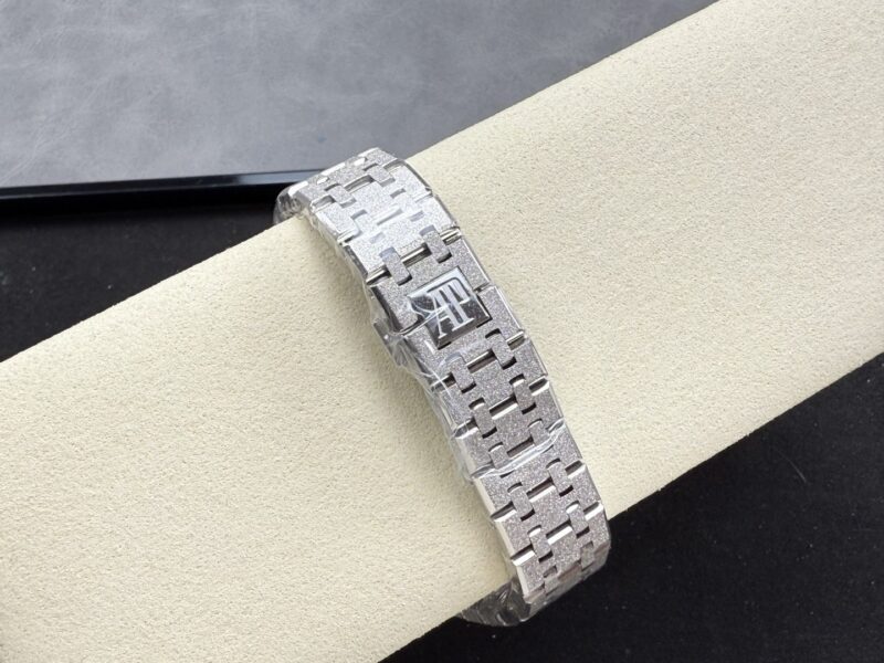 Super Clone Audemars Piguet Royal Oak Frosted-Gold 15454BC 37mm Gray Dial — side profile