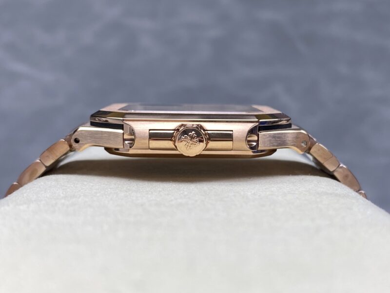 Super Clone Patek Philippe Cubitus 5821/1AR-001 45mm Chocolate Dial Rose Gold — bracelet detail