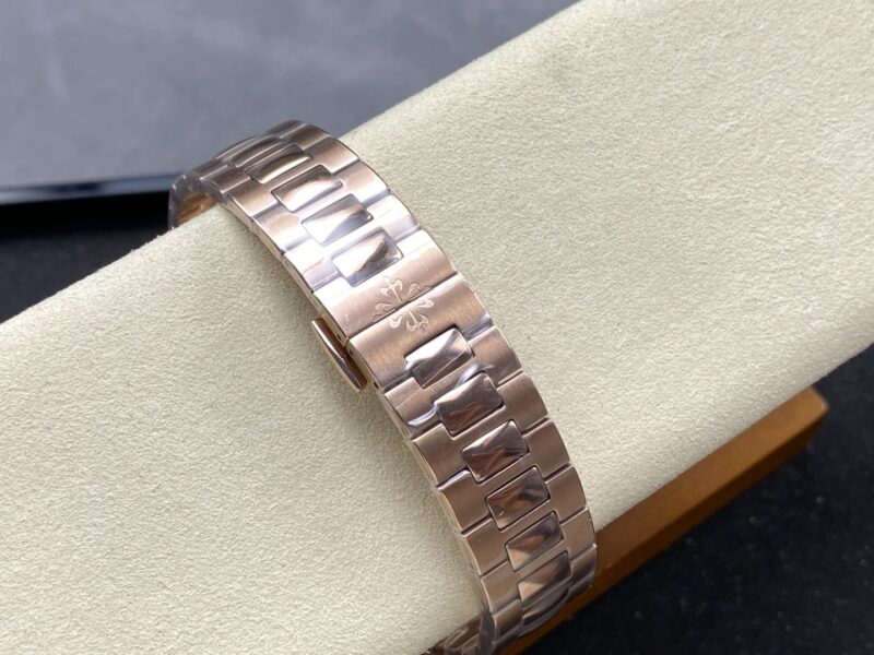 Super Clone Patek Philippe Cubitus 5821/1AR-001 45mm Chocolate Dial Rose Gold — clasp and links