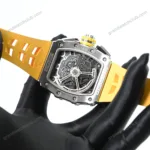 Swiss Super Clone Richard Mille RM 11-03 Titanium Strap de groc 44mm