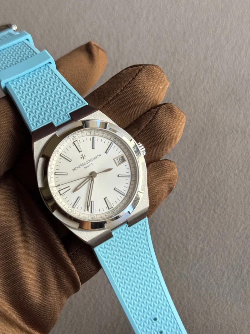Vacheron Constantin Overseas 4500V/110A-B128 Super Clone