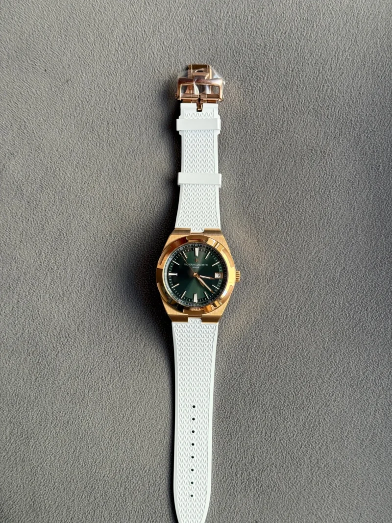 Vacheron Constantin Overseas 4520V/210R-B967 Automatic Rose Gold Green Dial 41mm Super Clone